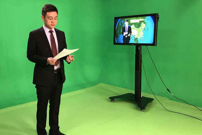 爆料：席琳迪翁学唱＂茉莉花＂细节：5小时就唱得相当标准